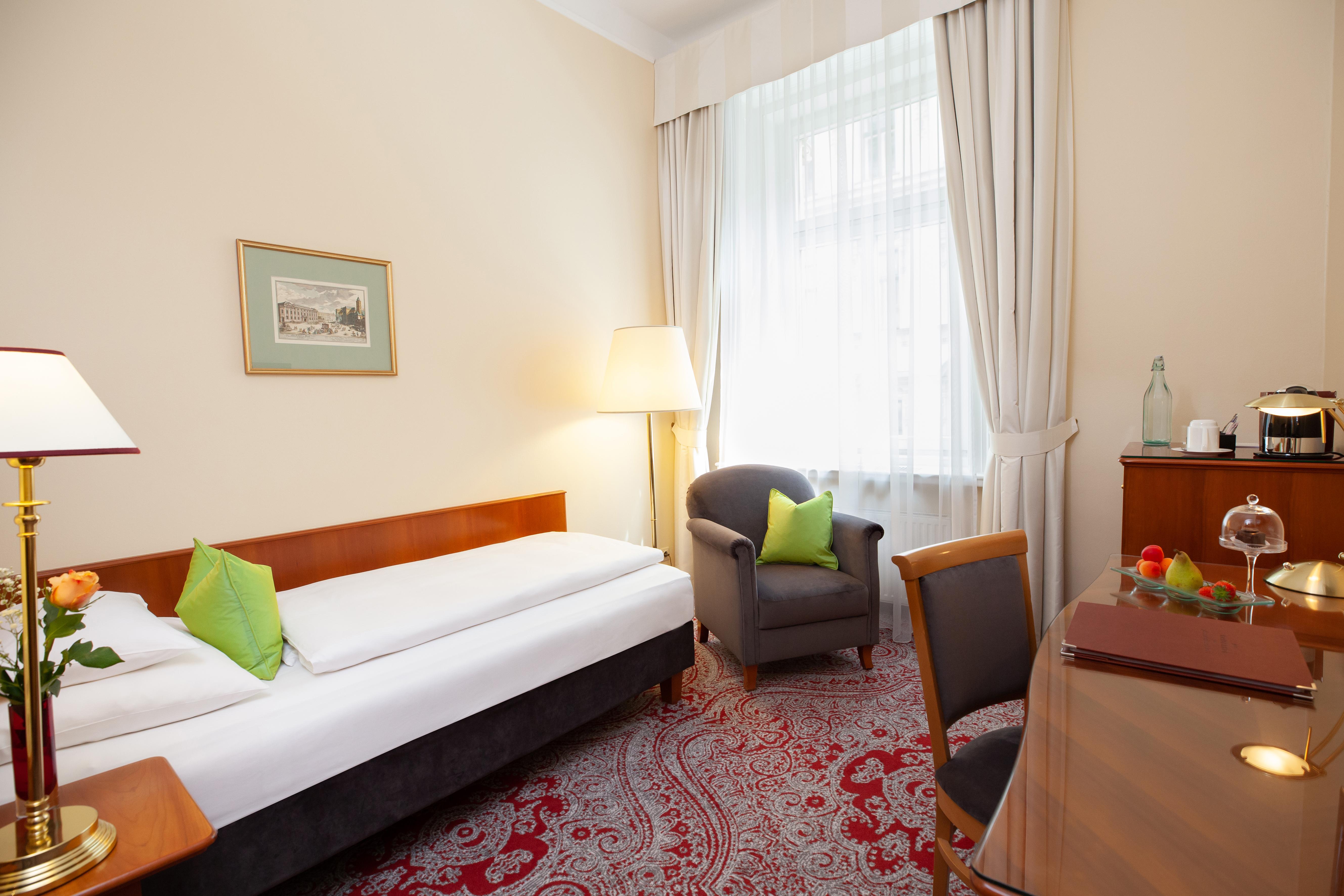 Kaiserhof 4* Viena